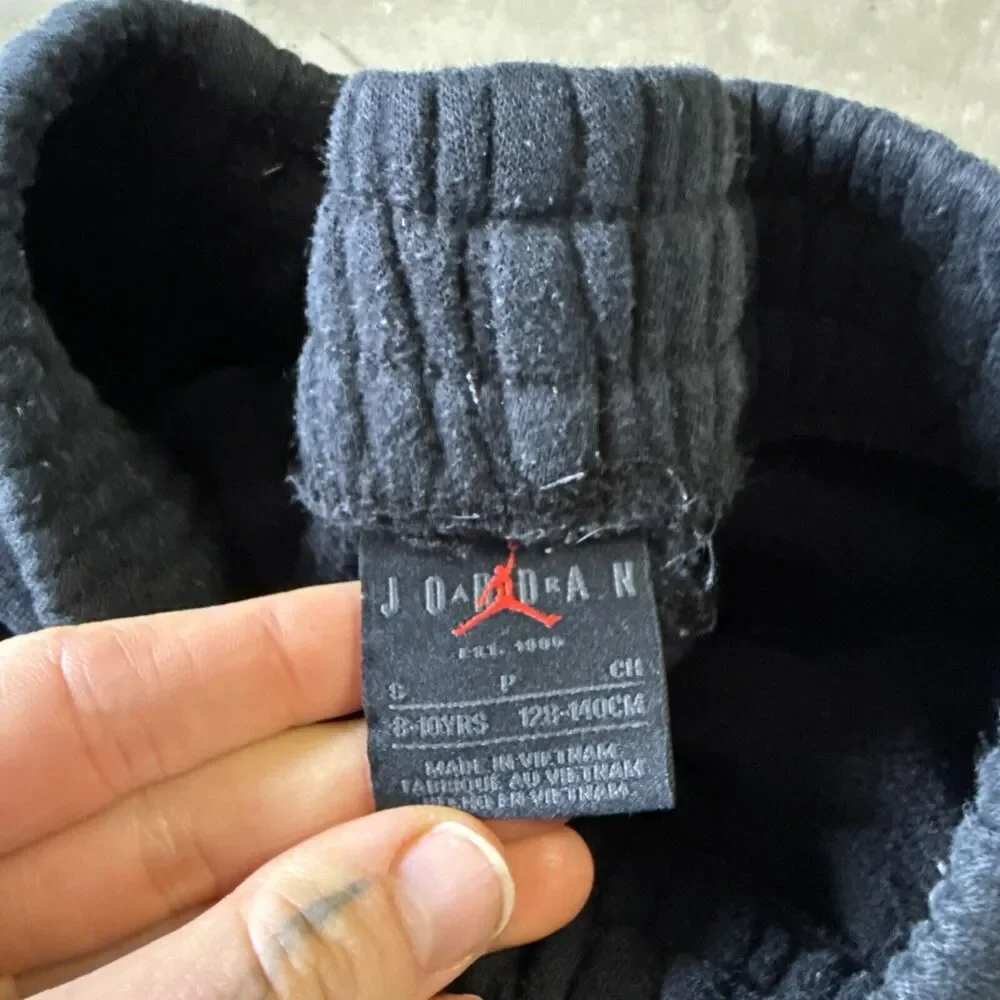 NIKE Jordan‎ Boy's Youth Classic Jogger Fleece Sweatpants S Spell Out Black Logo